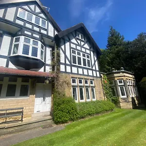 spacious-guest-flat-near-roundhay-park.yorkshirehotels.net/