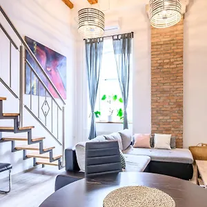 the-comfortable-loft.hotels-in-ljubljana.com/